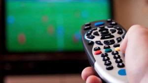 Número de assinantes de TV por assinatura chega a 30,2% dos lares